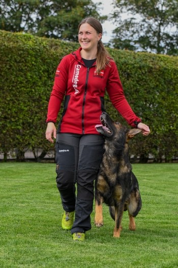 Michelle Jønsson og Hesselballe Hugo Junior